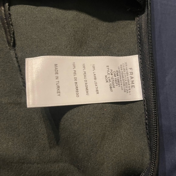 Frame Leather Legging
in Noir size M - Picture 5 of 9